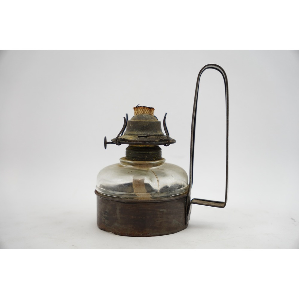 Antique Oil Lamp Brass Glass Wall Mount Lantern Kerosene, Handmade - Picture 2 of 8